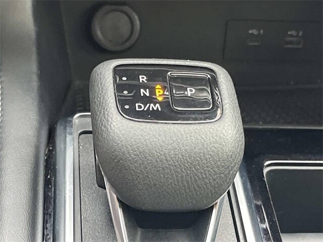 2023 Nissan Pathfinder SV