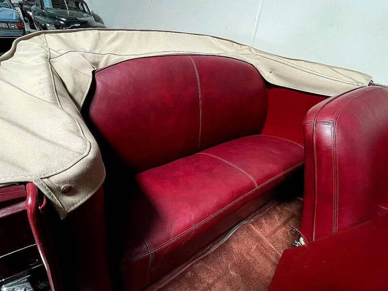 1941 Ford Super Deluxe