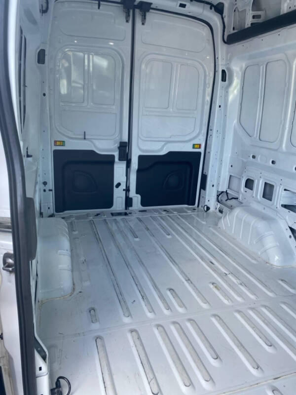 2024 Ford Transit 250