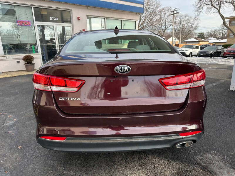 2016 Kia Optima LX