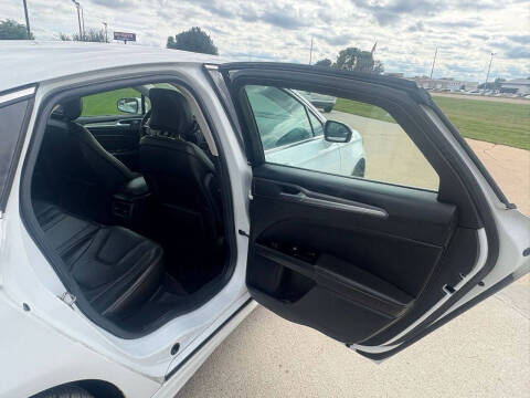 2016 Ford Fusion Titanium