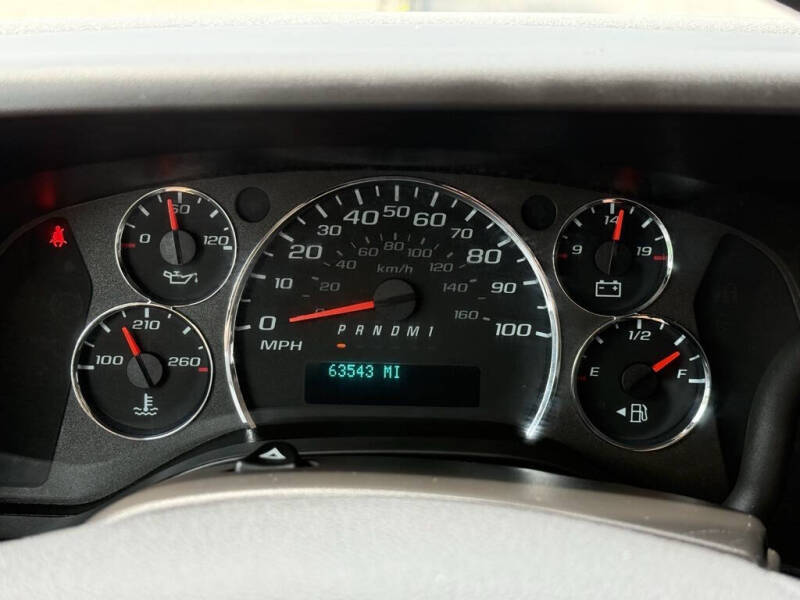 2022 Chevrolet Express LS 3500