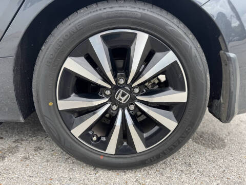 2022 Honda Civic EX-L