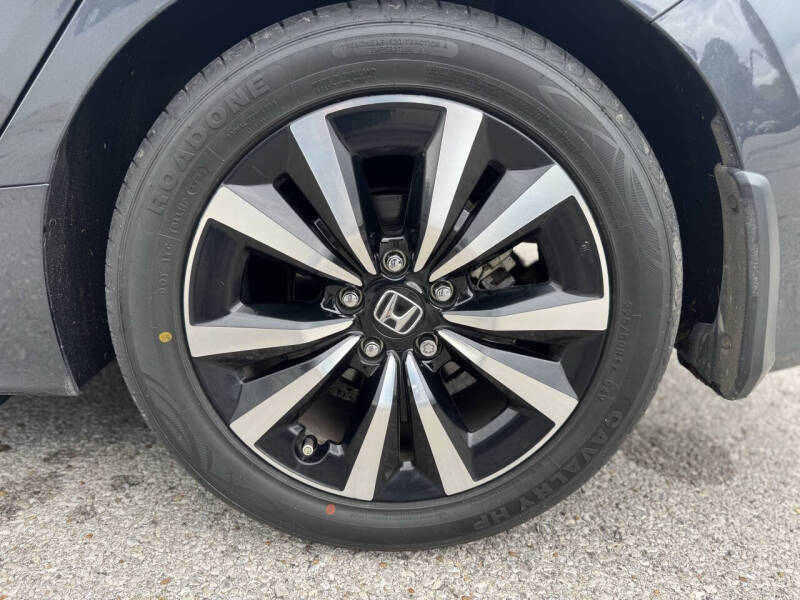 2022 Honda Civic EX-L