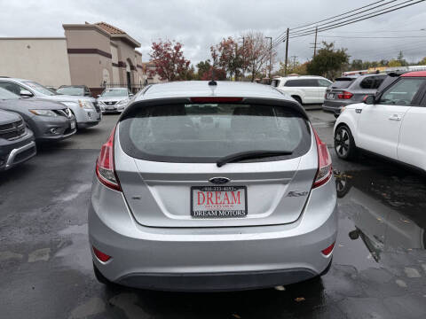 2014 Ford Fiesta SE