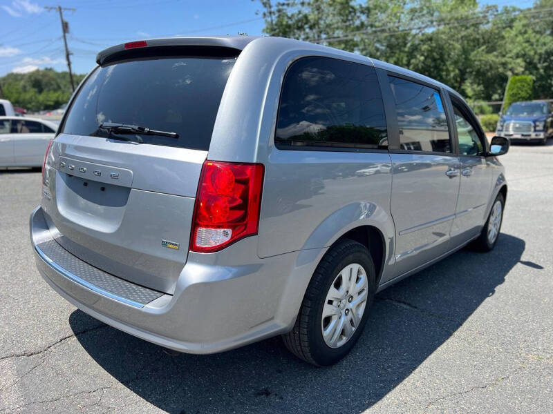 2016 Dodge Grand Caravan SE