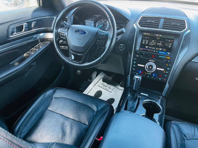 2016 Ford Explorer Sport