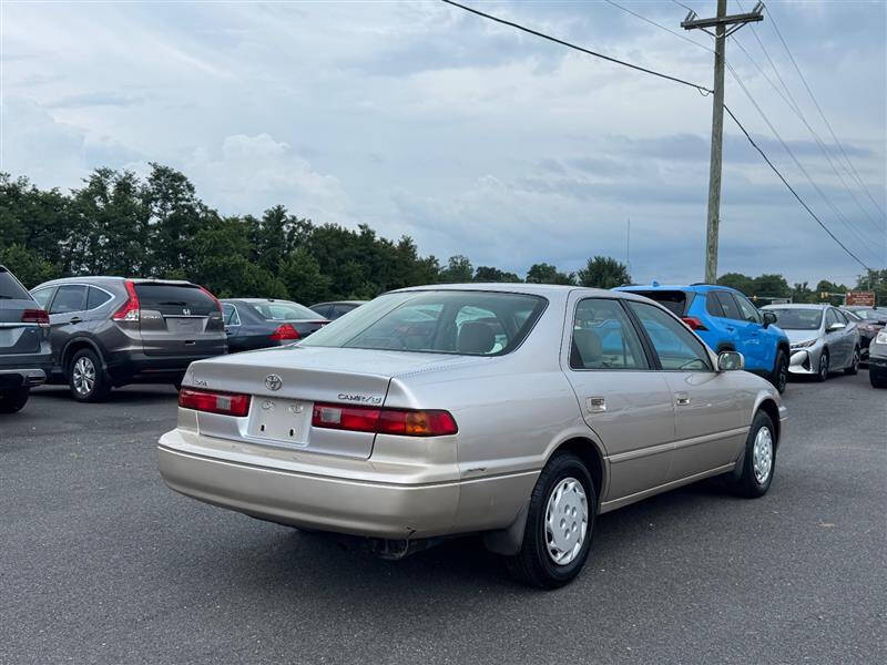 1997 Toyota Camry LE