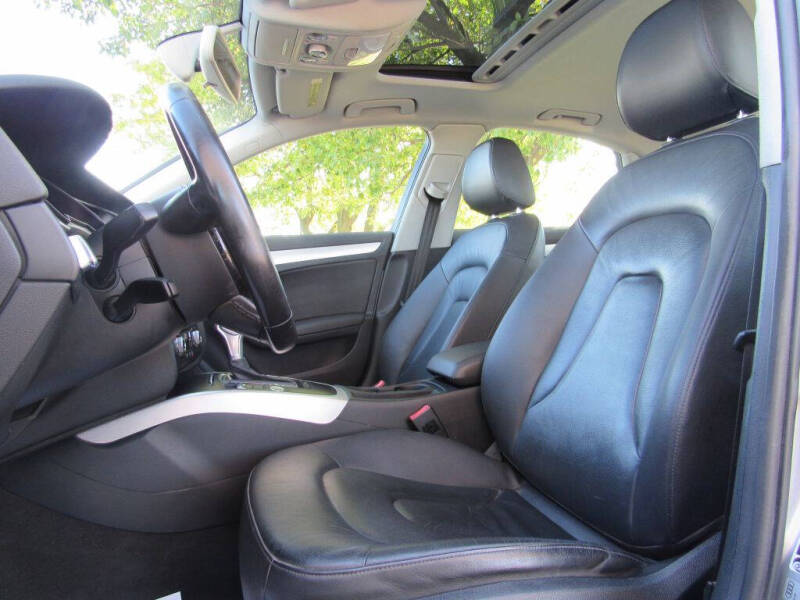 2016 Audi A4 2.0T quattro Premium