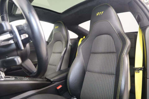 2019 Porsche 911 Carrera