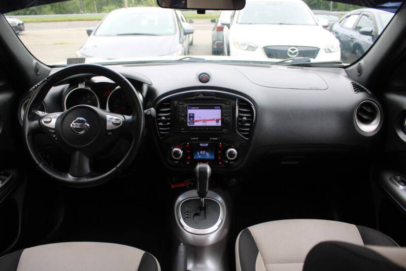 2012 Nissan JUKE SV