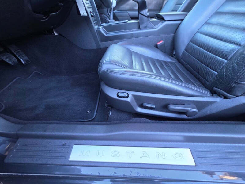 2008 Ford Mustang GT Deluxe