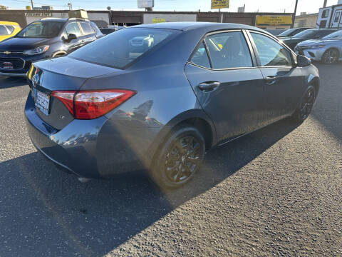 2019 Toyota Corolla LE