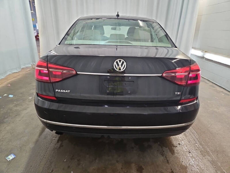 2017 Volkswagen Passat 1.8T S