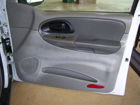 2004 Chevrolet TrailBlazer LS