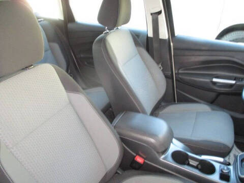 2017 Ford C-MAX Hybrid SE