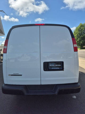 2017 Chevrolet Express 2500