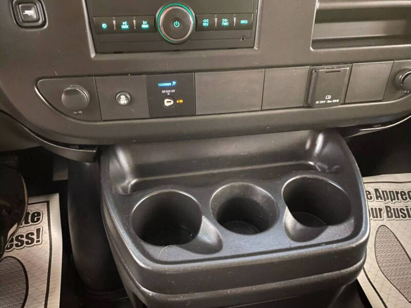 2017 Chevrolet Express 2500