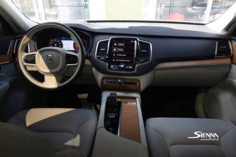 2022 Volvo XC90 Recharge T8 Inscription Expression 7P