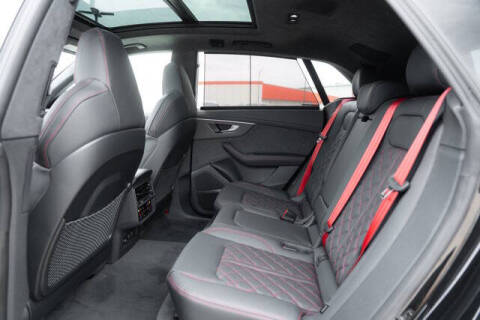 2026 Audi SQ8 4.0T quattro Prestige