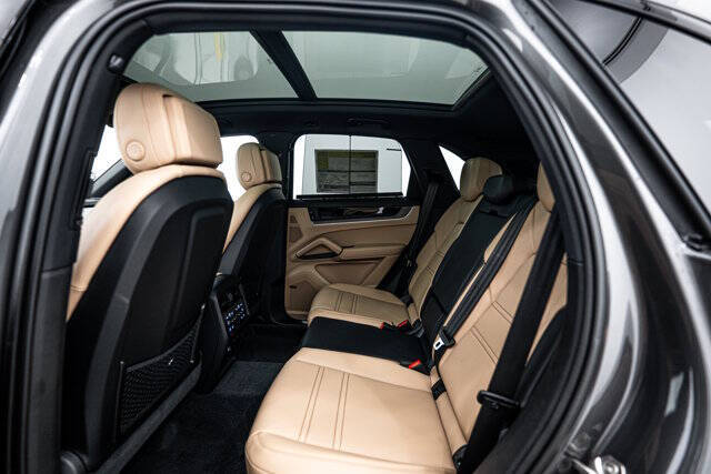 2026 Porsche Cayenne E-Hybrid