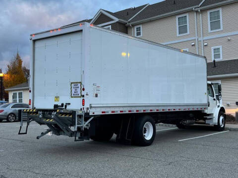 2020 Freightliner M2 106