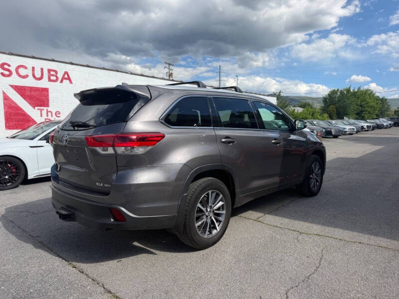 2017 Toyota Highlander XLE