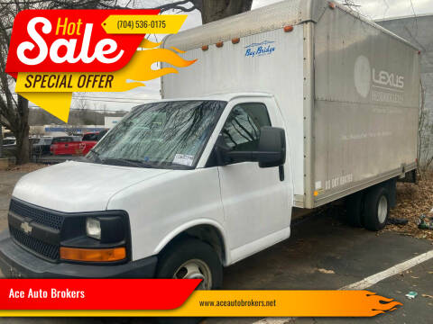 2007 Chevrolet Express Cutaway for sale at Ace Auto Brokers in Charlotte NC