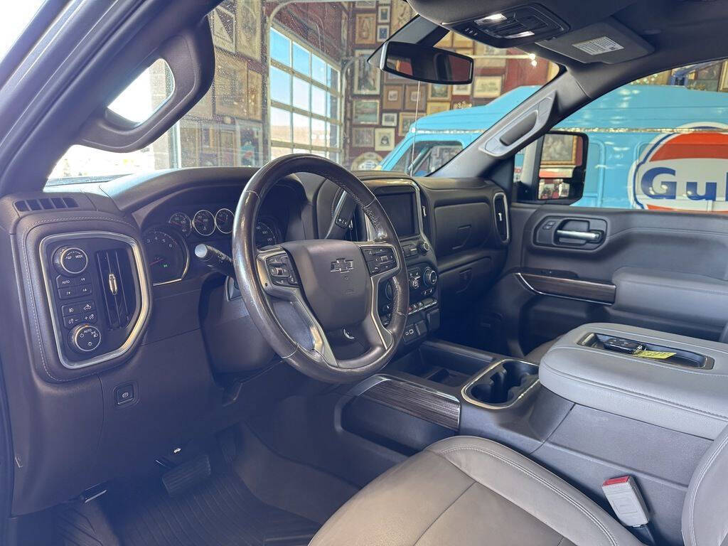 2020 Chevrolet Silverado 1500 5