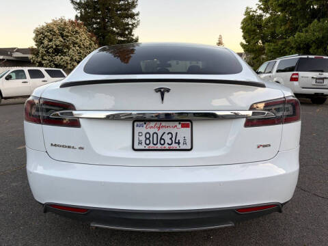 2014 Tesla Model S P85