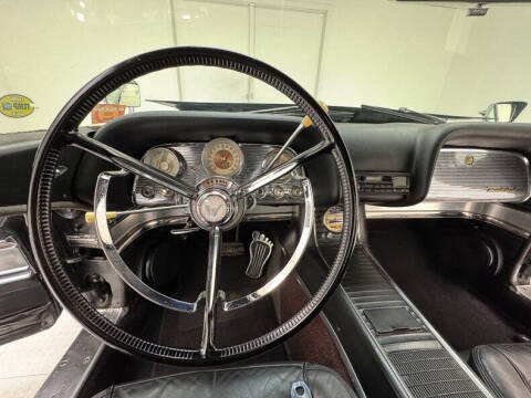 1960 Ford Thunderbird