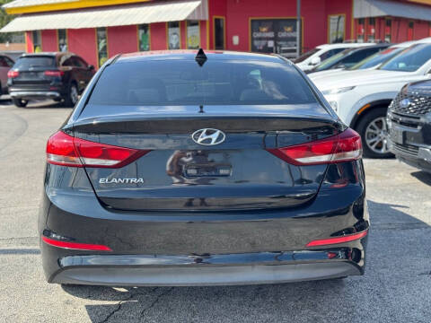 2017 Hyundai Elantra
