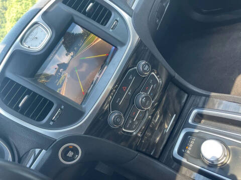 2017 Chrysler 300 Limited