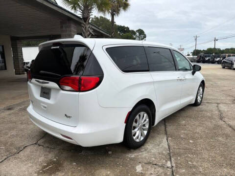 2017 Chrysler Pacifica Touring