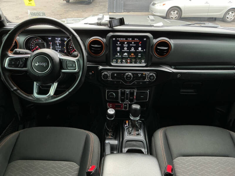 2021 Jeep Gladiator Mojave