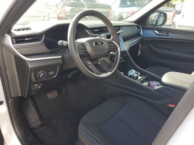 2025 Jeep Grand Cherokee L Laredo X