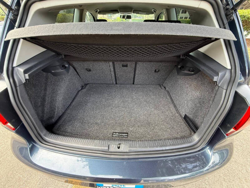 2012 Volkswagen Golf 2.5L PZEV