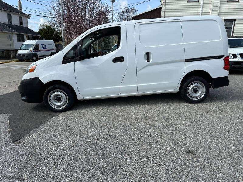 2019 Nissan NV200 SV