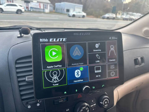 2007 Hyundai Entourage