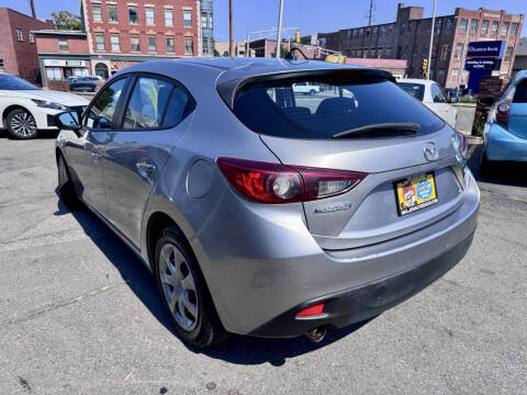 2014 Mazda MAZDA3 i Sport
