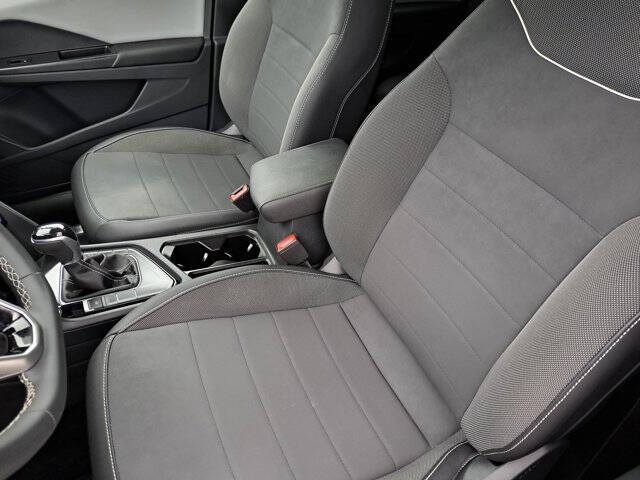 2023 Volkswagen Taos SE