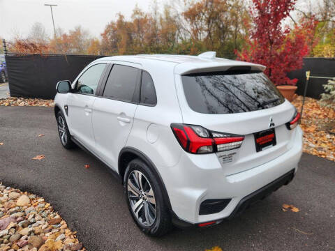 2024 Mitsubishi Outlander Sport ES
