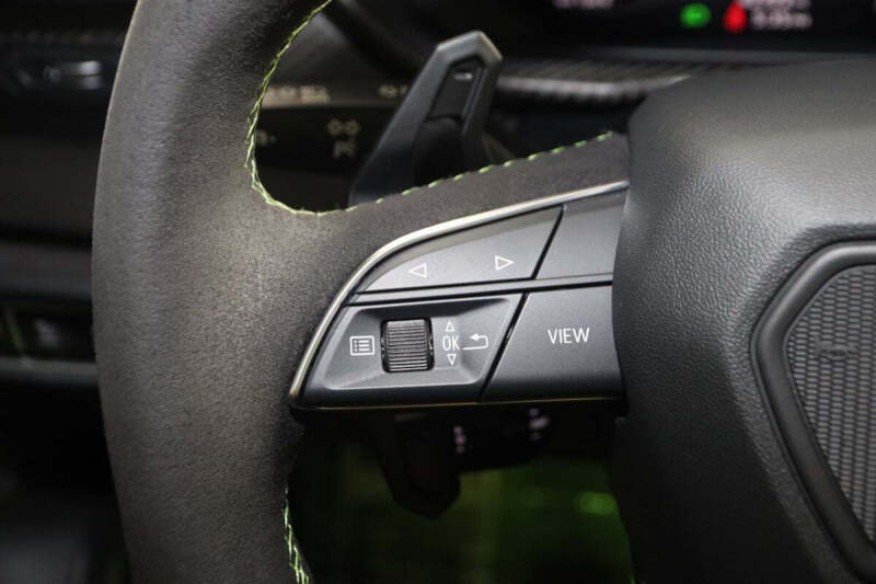 2022 Lamborghini Urus