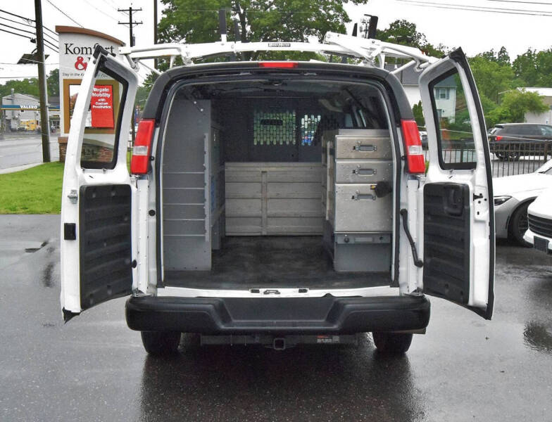 2019 GMC Savana 2500