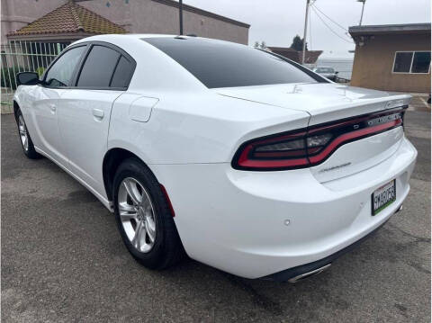 2020 Dodge Charger SXT