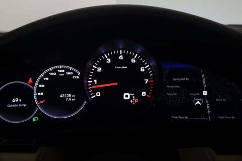 2022 Porsche Cayenne Platinum Edition