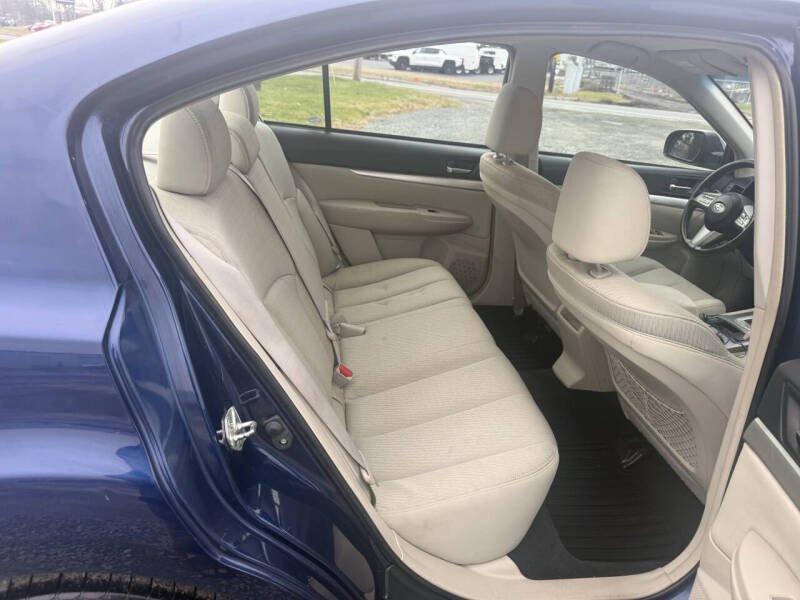 2011 Subaru Legacy 2.5i Premium