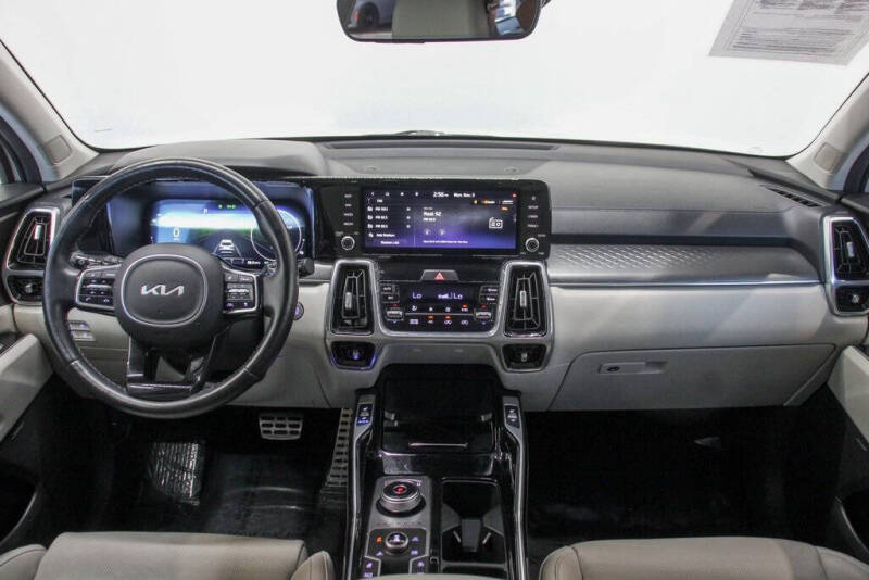 2023 Kia Sorento Plug-In Hybrid SX Prestige