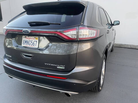 2017 Ford Edge Titanium