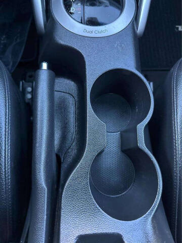 2016 Hyundai Veloster